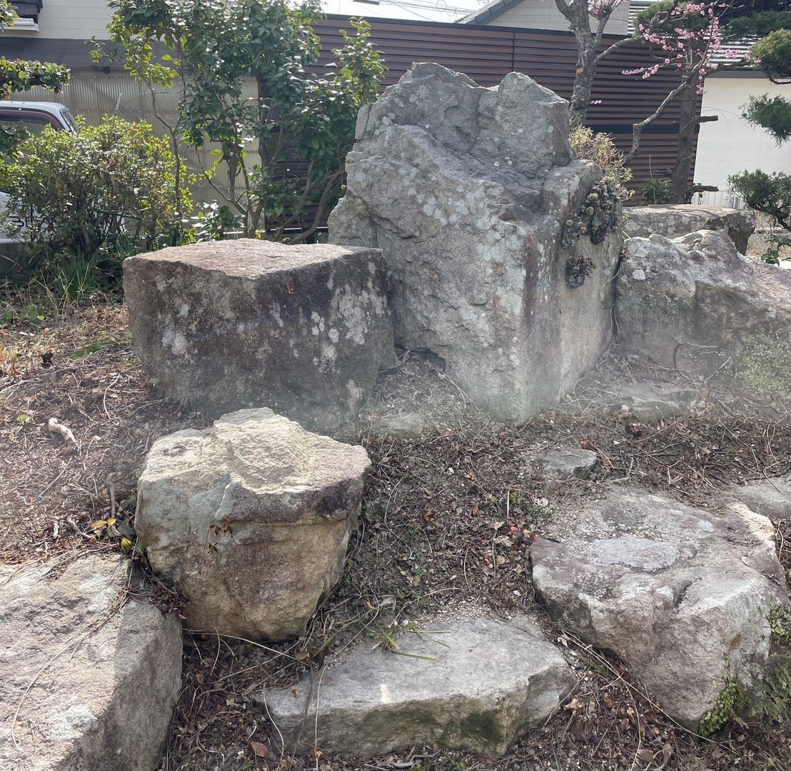 庭石撤去前画像